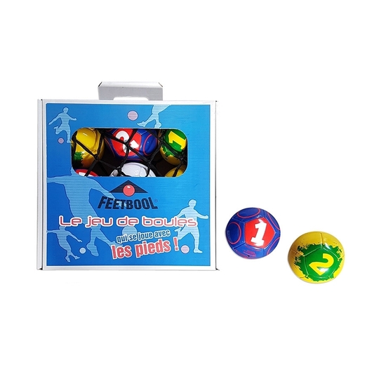 Jeu de pétanque au pied