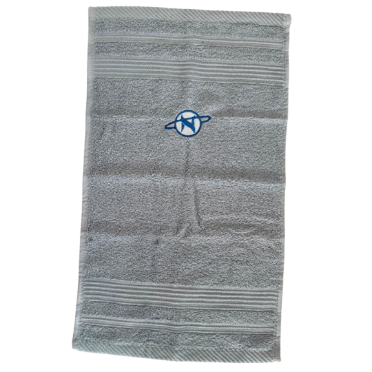 Serviette brodée Nox Cue...