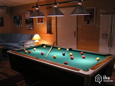 Optez pour la convivialité du billard anglais